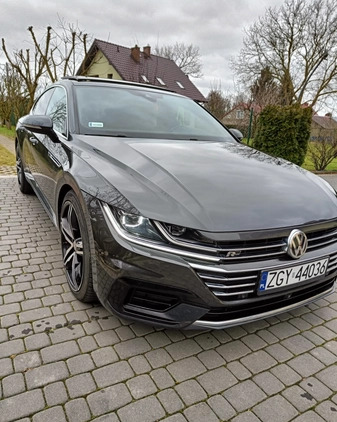 Volkswagen Arteon cena 118000 przebieg: 163000, rok produkcji 2017 z Szczecin małe 92